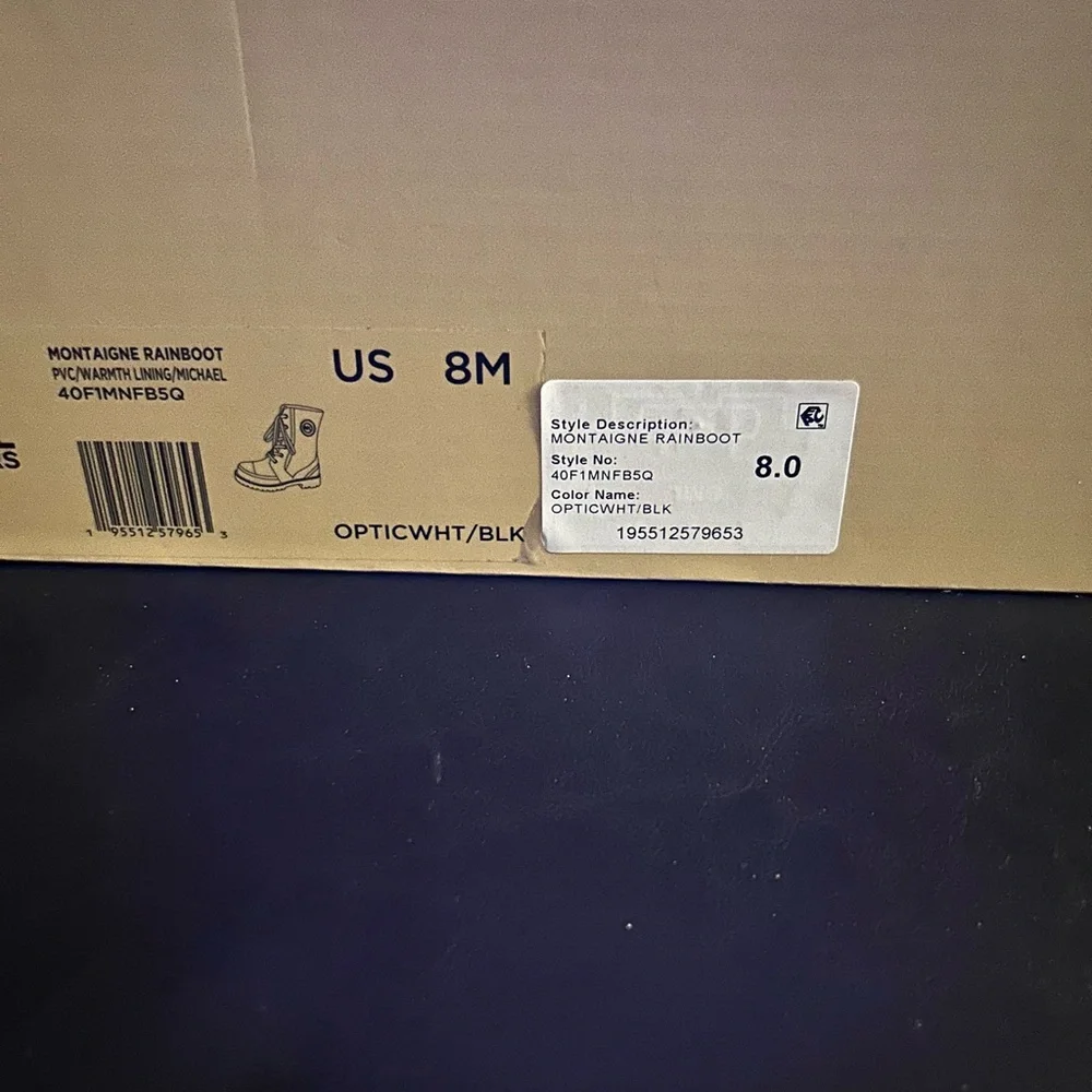 BRAND NEW! Still in Box!
Michael Kors PVC White/Black Rain boot w/lining! - Picture 8 of 9